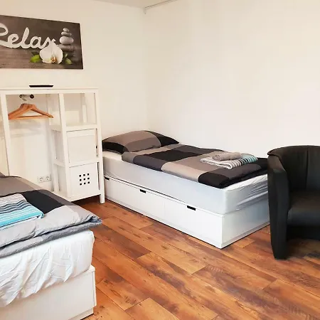 Monteurzimmer بيت ضيافة