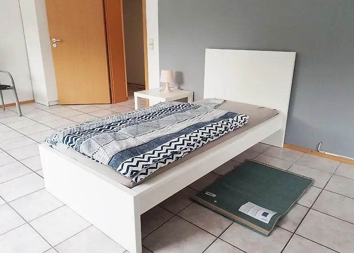 بيت ضيافة Monteurzimmer Obersulm