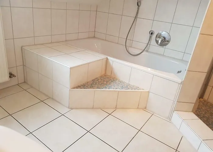 بيت ضيافة Monteurzimmer Obersulm